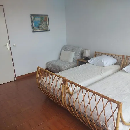 Apartment Spacieux T2 Avec Piscine Et Parking, Proches Des Plages - Fr-1-716-1