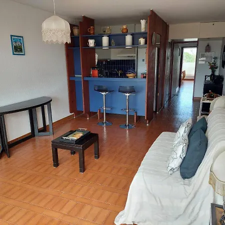 T2 Avec Piscine Et Parking, 6 Personnes - Fr-1-716-1 * Le Grau-du-Roi