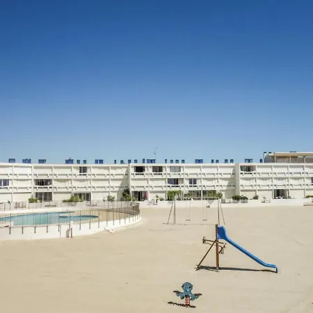 Apartment Spacieux T2 Avec Piscine Et Parking, Proches Des Plages - Fr-1-716-1 *