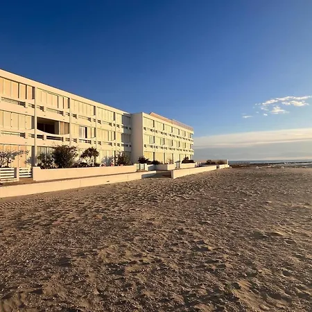 Spacieux T2 Avec Piscine Et Parking, Proches Des Plages - Fr-1-716-1 Apartment Le Grau-du-Roi